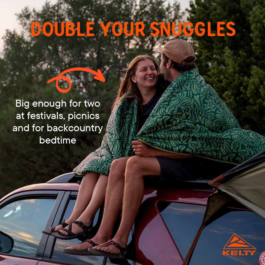 Chan-Kelty-Biggie-Blanket-hang-ship-US-8.jpg?v=1770178558