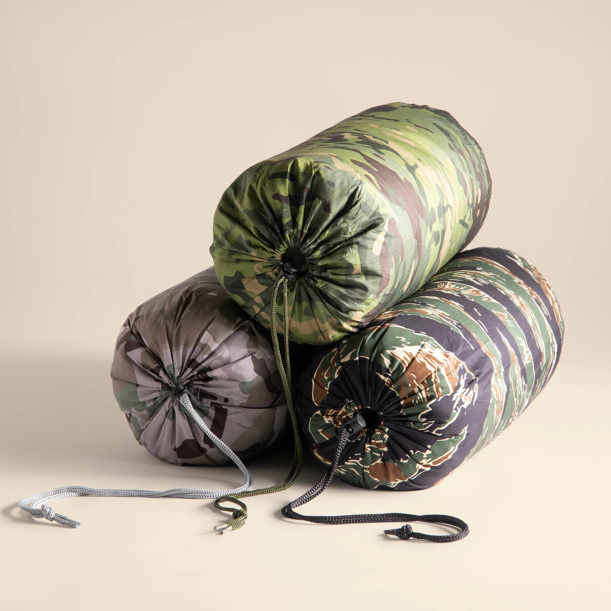 Chan-Tachuntfish-Camp-Blankets-2m-x-1-4m-3.jpg?v=1776304885