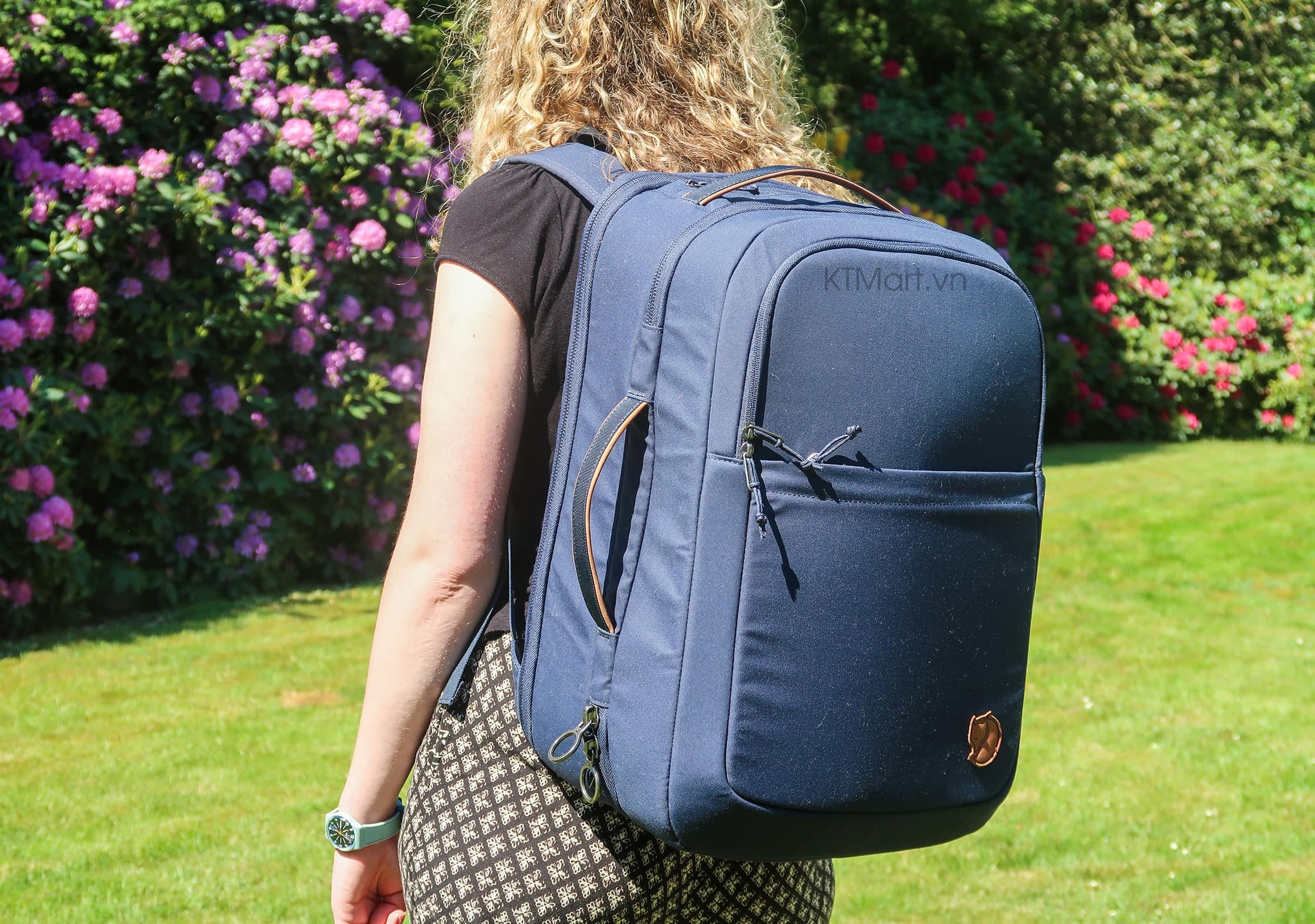 Fjallraven-TRAVEL-PACK-Medium-35L-25514-23.jpg?v=1773369570