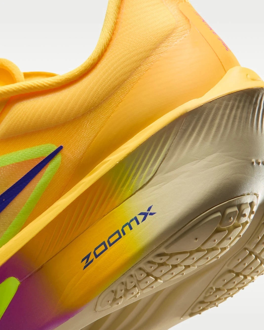 Giay-chay-bo-Nike-Zoom-Fly-6-Women-s-Road-Racing-Shoes-FN8455-size-39.jpg?v=1769572707