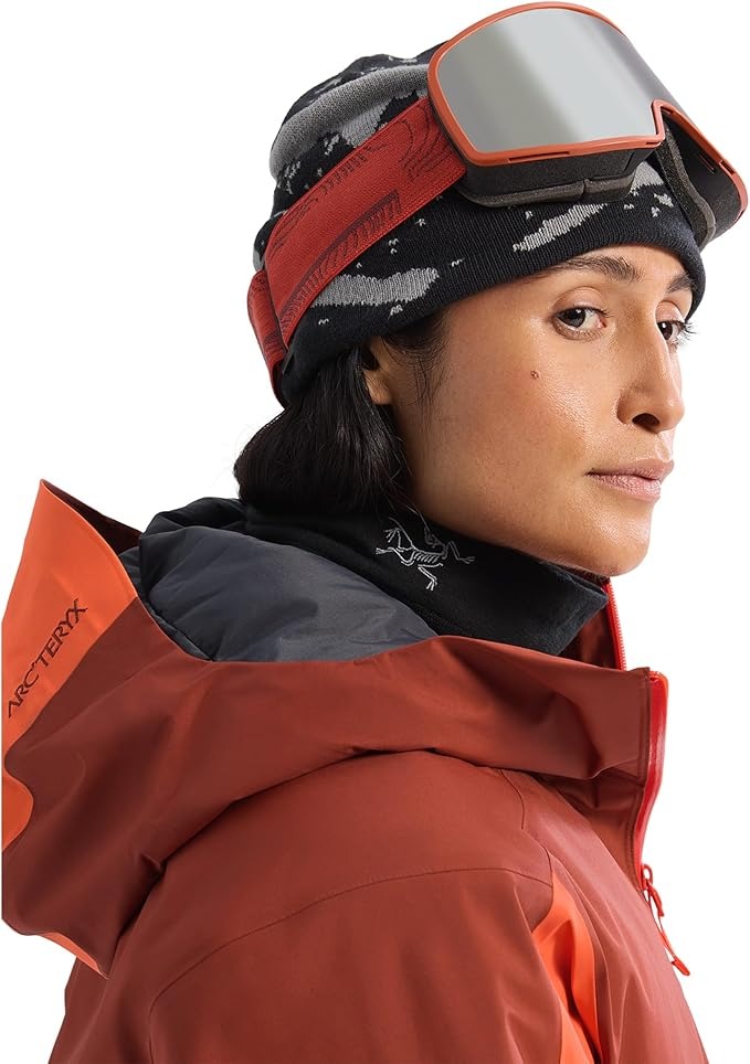 Khan-ong-Arc-teryx-Rho-Lightweight-Wool-Neck-Gaiter-29582-7.jpg?v=1770174607