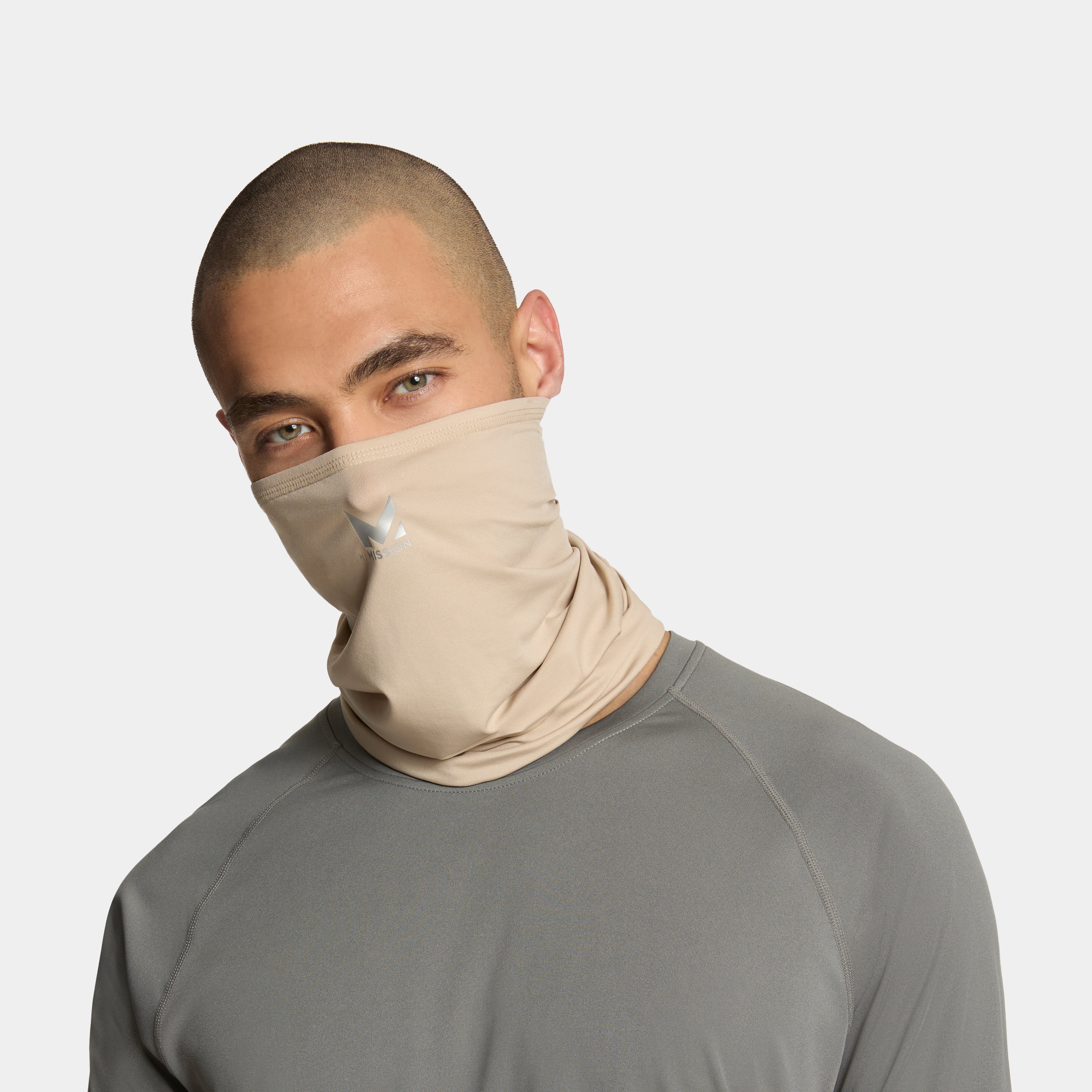 Khan-ong-the-thao-lam-mat-da-nang-Cooling-Multi-Use-Neck-Gaiter-25-4-x-53-3-cm.jpg?v=1776650132