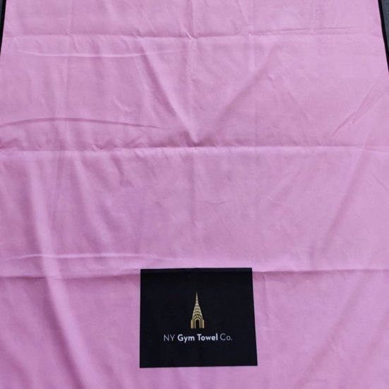 Khan-tam-NY-Gym-Towel-Co-Lifestyle-Towel-180x80cm-4.jpg