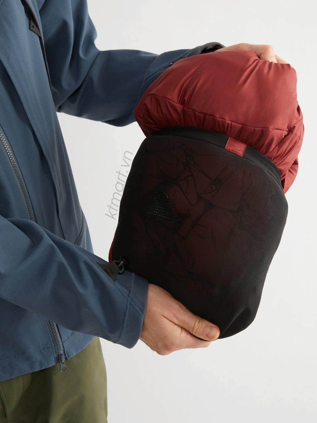 Klattermusen-Lodyn-Hood-Jacket-Men-s-size-S-M_Klattermusen Lödyn Hood Jacket Men's ktmart 17.jpg