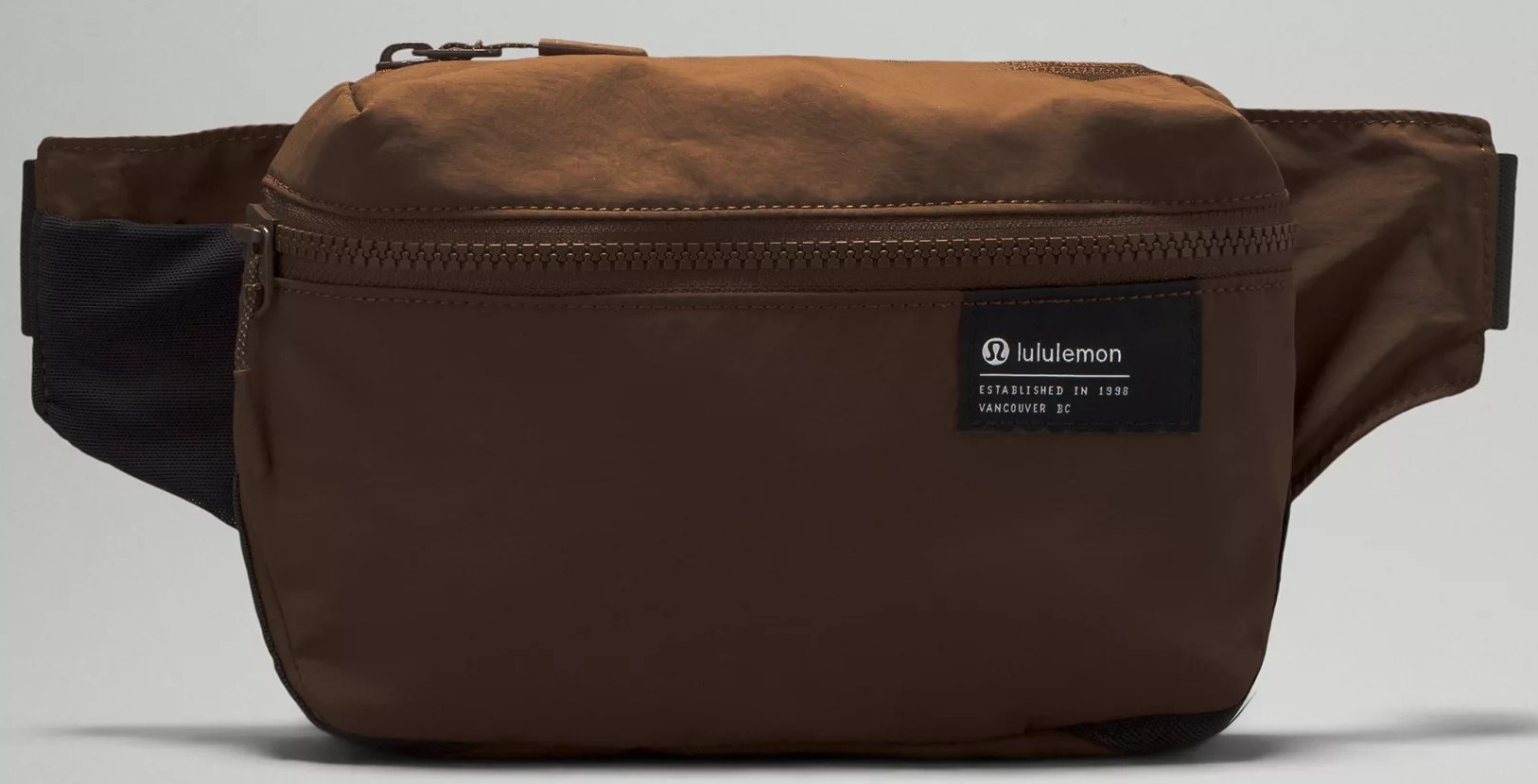 Lululemon-Clean-Lines-Belt-Bag-2L-LU9APKS-33.jpg?v=1775013853