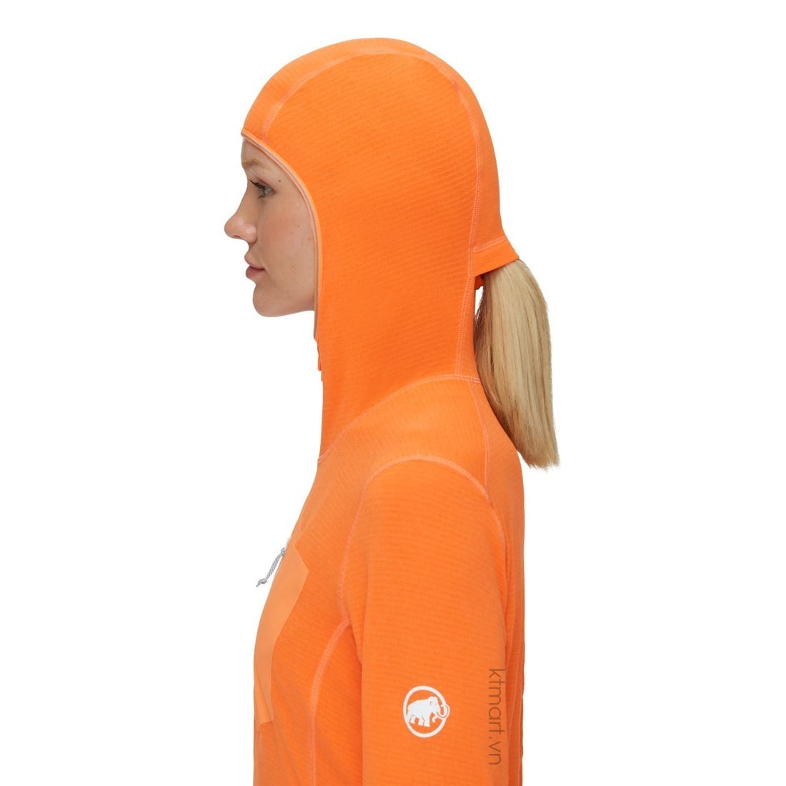Mammut-Aenergy-Light-ML-Hooded-Jacket-Women-1014-03810-size-XS-4.jpg?v=1769655049