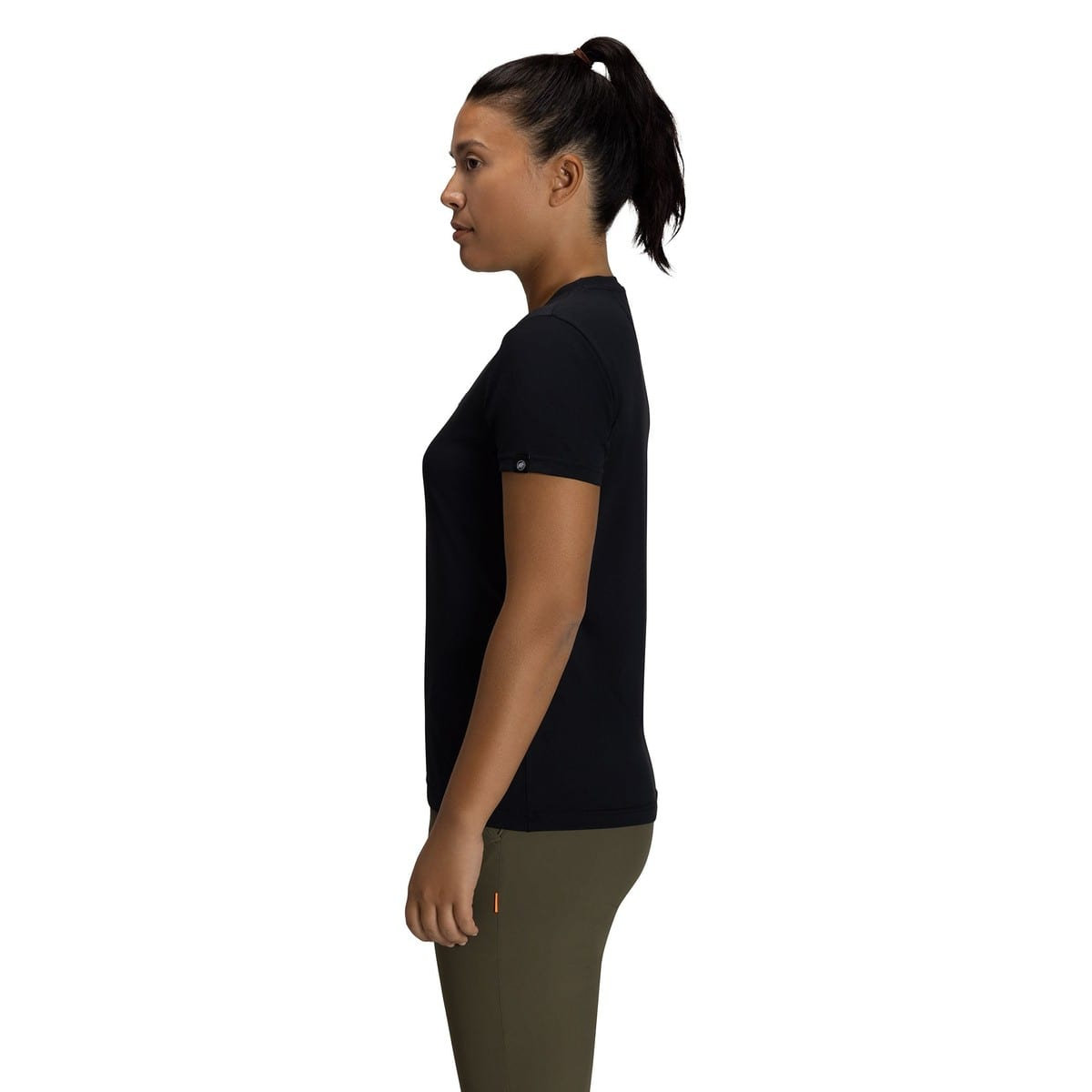 Mammut-Essential-T-Shirt-AF-W-Sunscreen-Patch-Logo-Short-Sleeve-T-Shirt-Women-s-Black-1017-05090-size-M-L-1.jpg?v=1776222327
