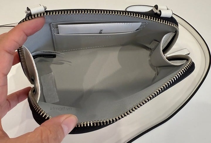 Marc-Jacobs-Small-Vitamin-Print-Bold-Crossbody-Pouch-4P5SMN017S01-18.jpg?v=1773287931