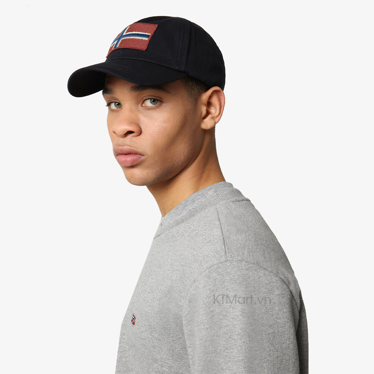 Mu-Napapijri-Fontan-1-Cap-Black-NP0A4F940411-2.jpg?v=1773283516