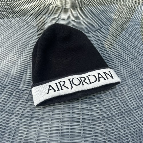 Mu-len-Nike-Jordan-Jumpman-Classics-Beanie-CW6403_NIKE AIR JORDAN JUMPMAN CLASSICS BEANIE BLACKb1.jpg