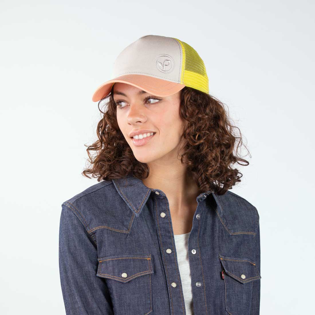 Mu-luoi-trai-Pistil-Buttercup-Trucker-Hat-4.jpg
