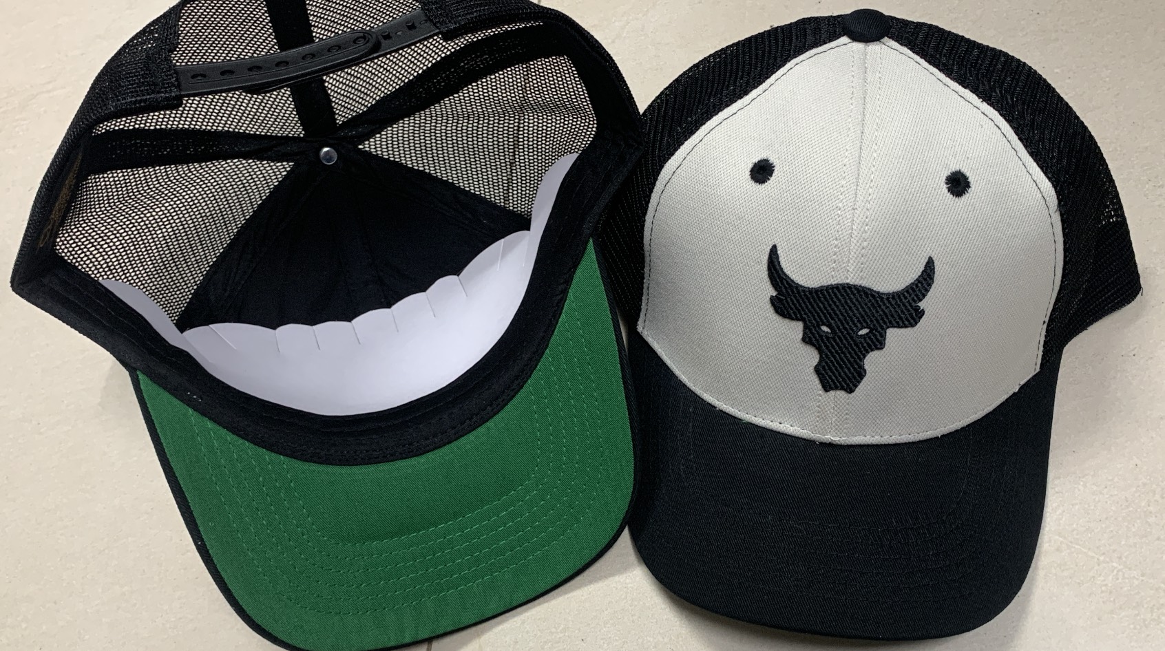 Mu-luoi-trai-luoi-theu-Nike-The-Rock-Dwayne-Johnson-Brand-Sport-Classical-Hat-4.jpg?v=1769659628