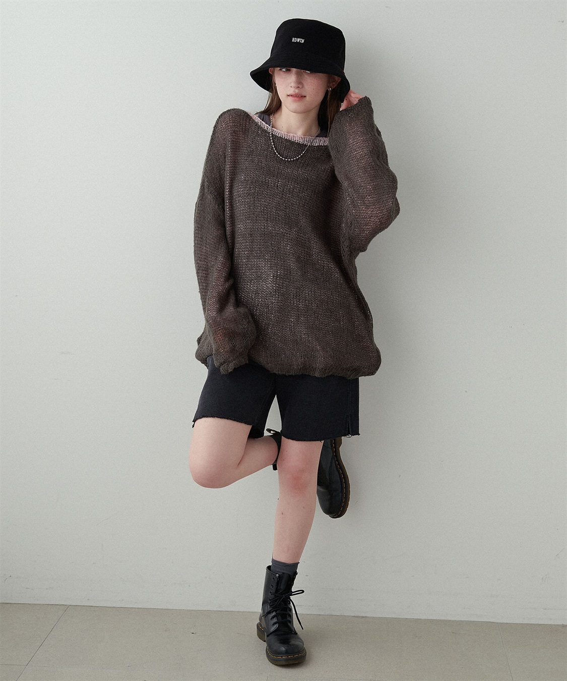 Mu-nhung-EDWIN-Corduroy-Embroidered-Bucket-Unisex-Hat-size-58cm-3.jpg