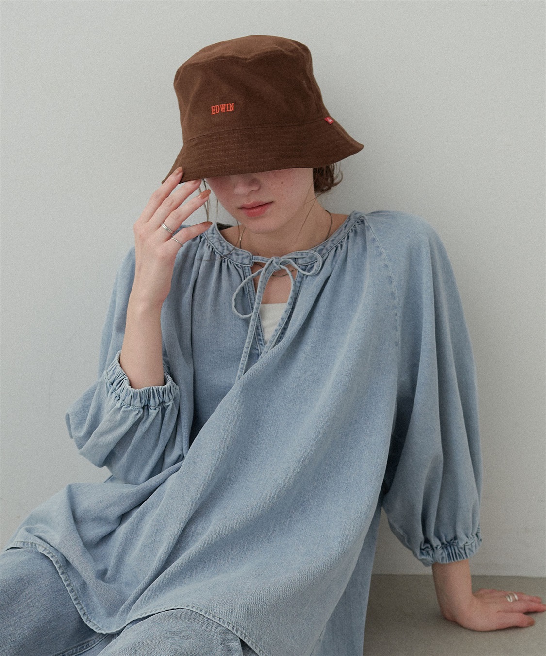 Mu-nhung-EDWIN-Corduroy-Embroidered-Bucket-Unisex-Hat-size-58cm-5.jpg