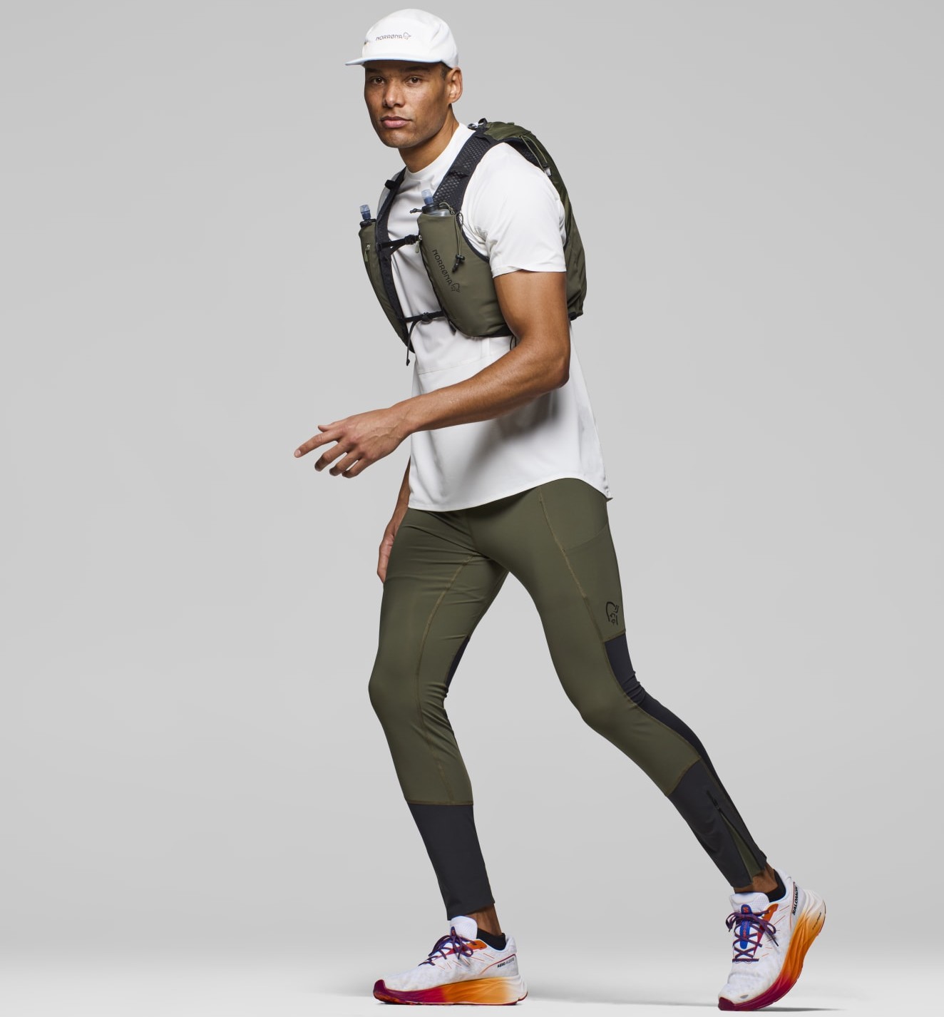 Norrona-Senja-Econyl70-7L-Pack-5801-23-size-L-XL-25.jpg