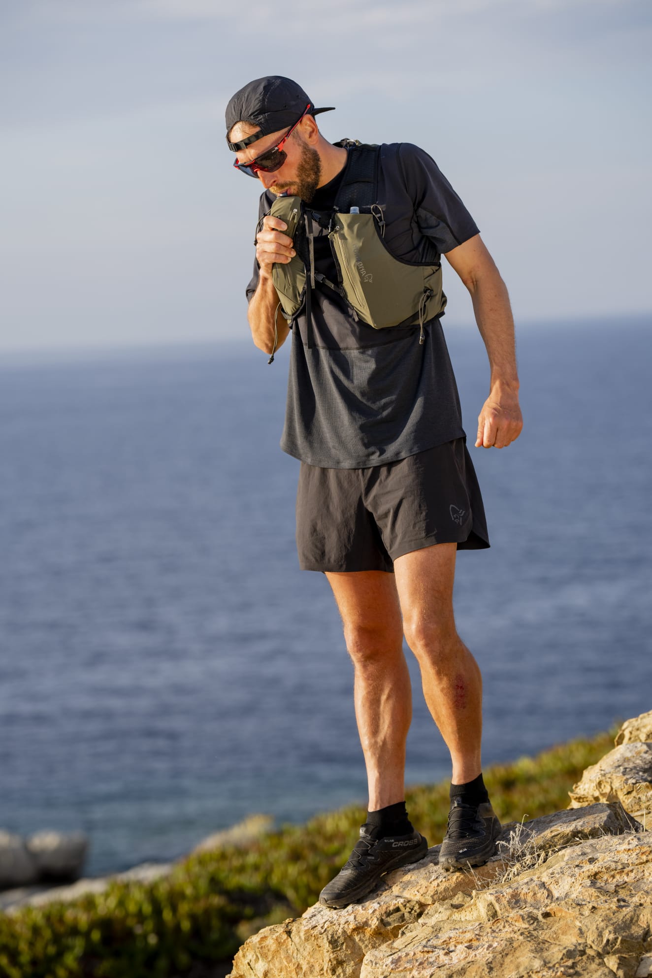 Norrona-Senja-Econyl70-7L-Pack-5801-23-size-L-XL-33.jpg