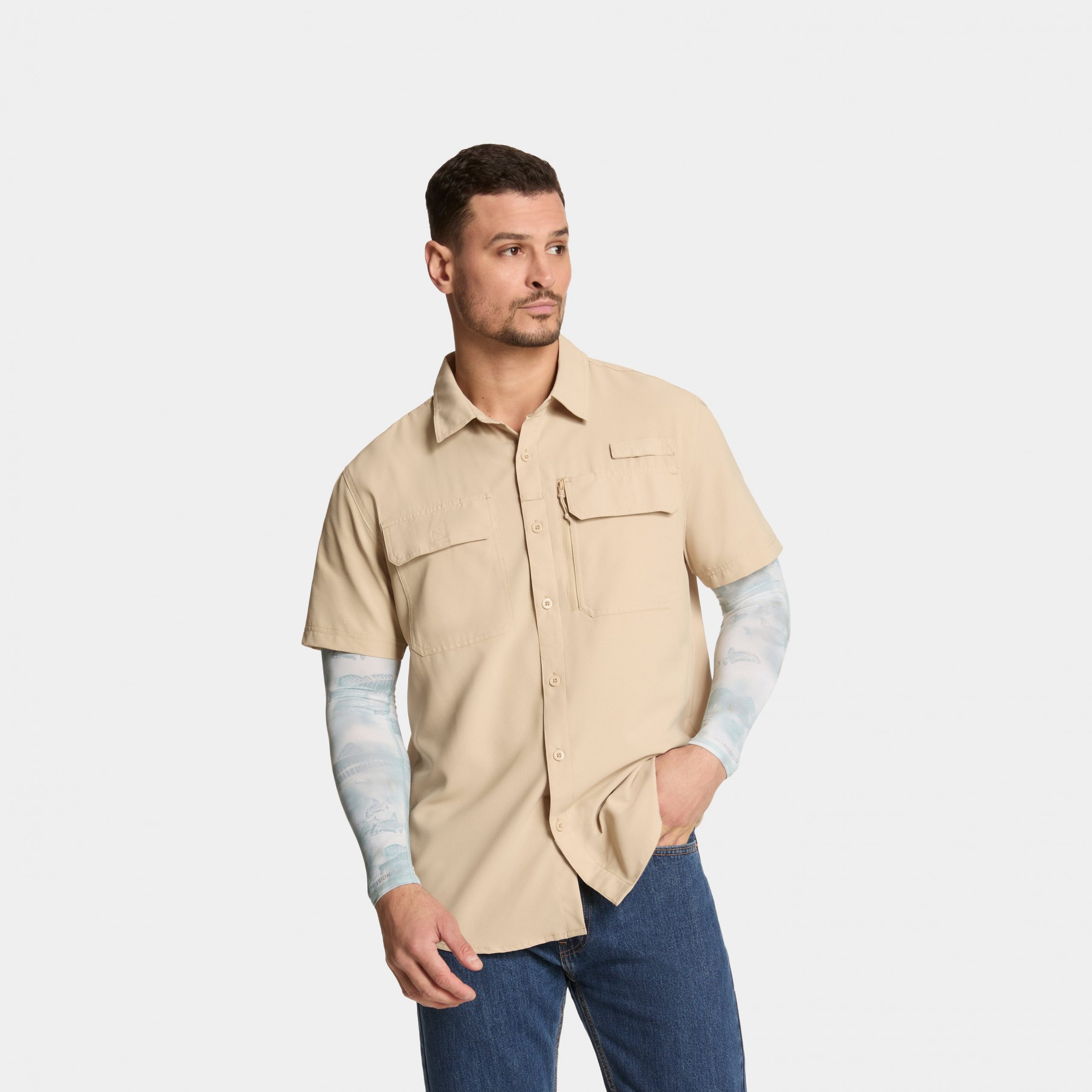Ong-tay-chong-nang-Mission-Cooling-Sun-Sleeves-UPF-50-Sun-Protection_Mission Cooling Sun Sleeves-UPF 50 Sun Protection ktmart 1.jpg