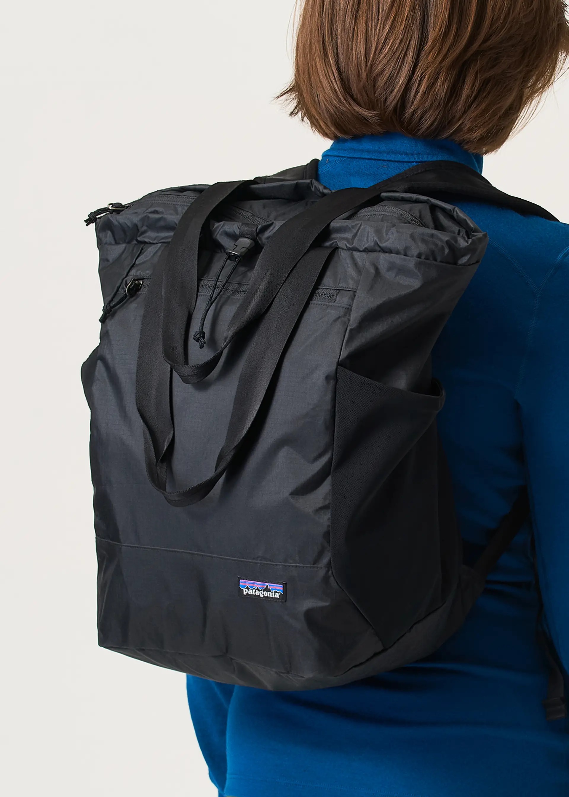 Patagonia-Ultralight-Black-Hole-Tote-Pack-27L-48809-Black-25.jpg?v=1775034897