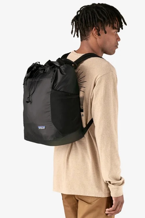 Patagonia-Ultralight-Black-Hole-Tote-Pack-27L-48809-Black-33.jpg?v=1775034931