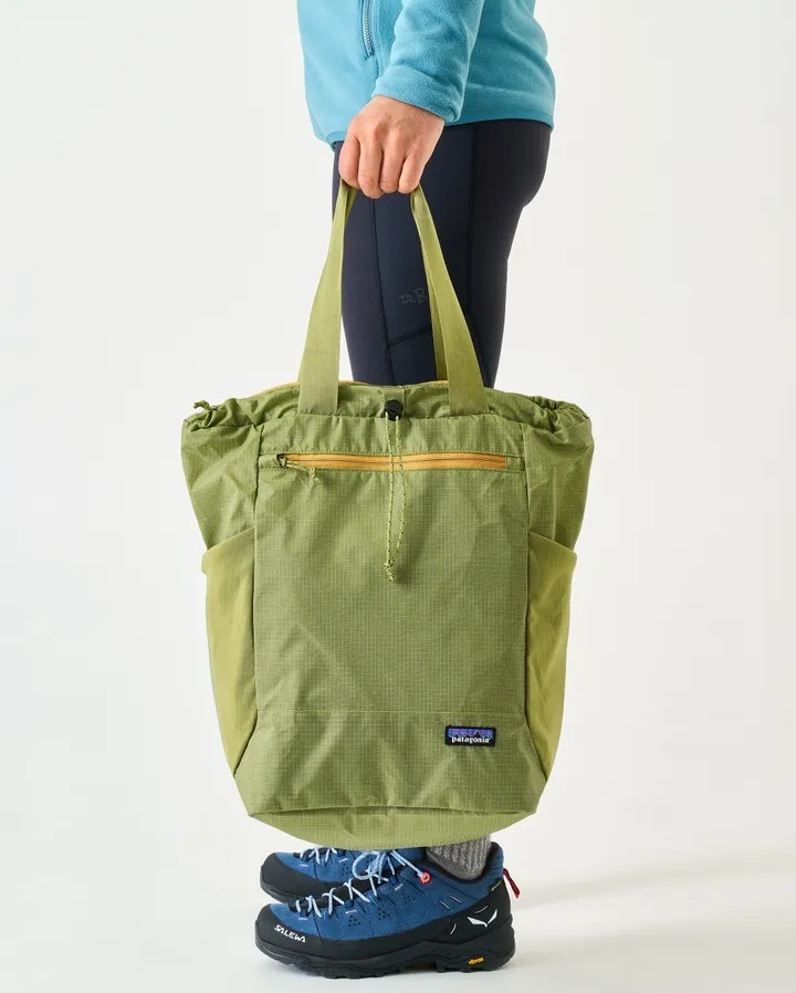 Patagonia Ultralight Black Hole Tote Pack 27L 48809 Buckhorn Green ktmart 11.jpg