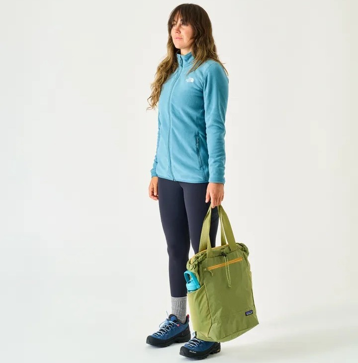 Patagonia Ultralight Black Hole Tote Pack 27L 48809 Buckhorn Green ktmart 1.jpg