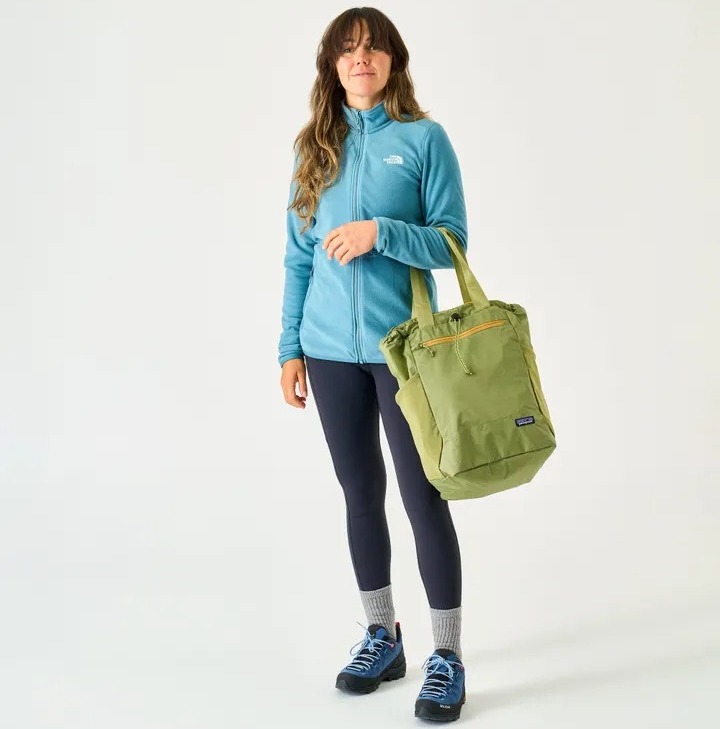 Patagonia Ultralight Black Hole Tote Pack 27L 48809 Buckhorn Green ktmart 9.jpg
