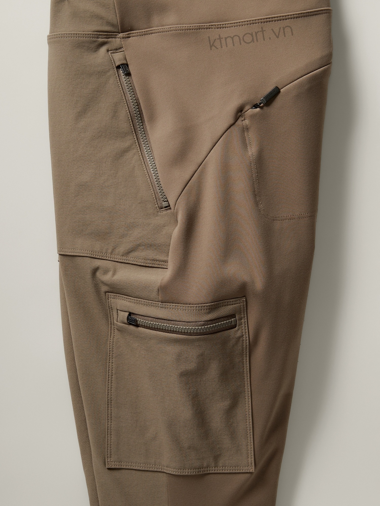 Quan-Athleta-Headlands-Hybrid-Mid-Rise-Tight-982353-size-4T-2.jpg?v=1772763773