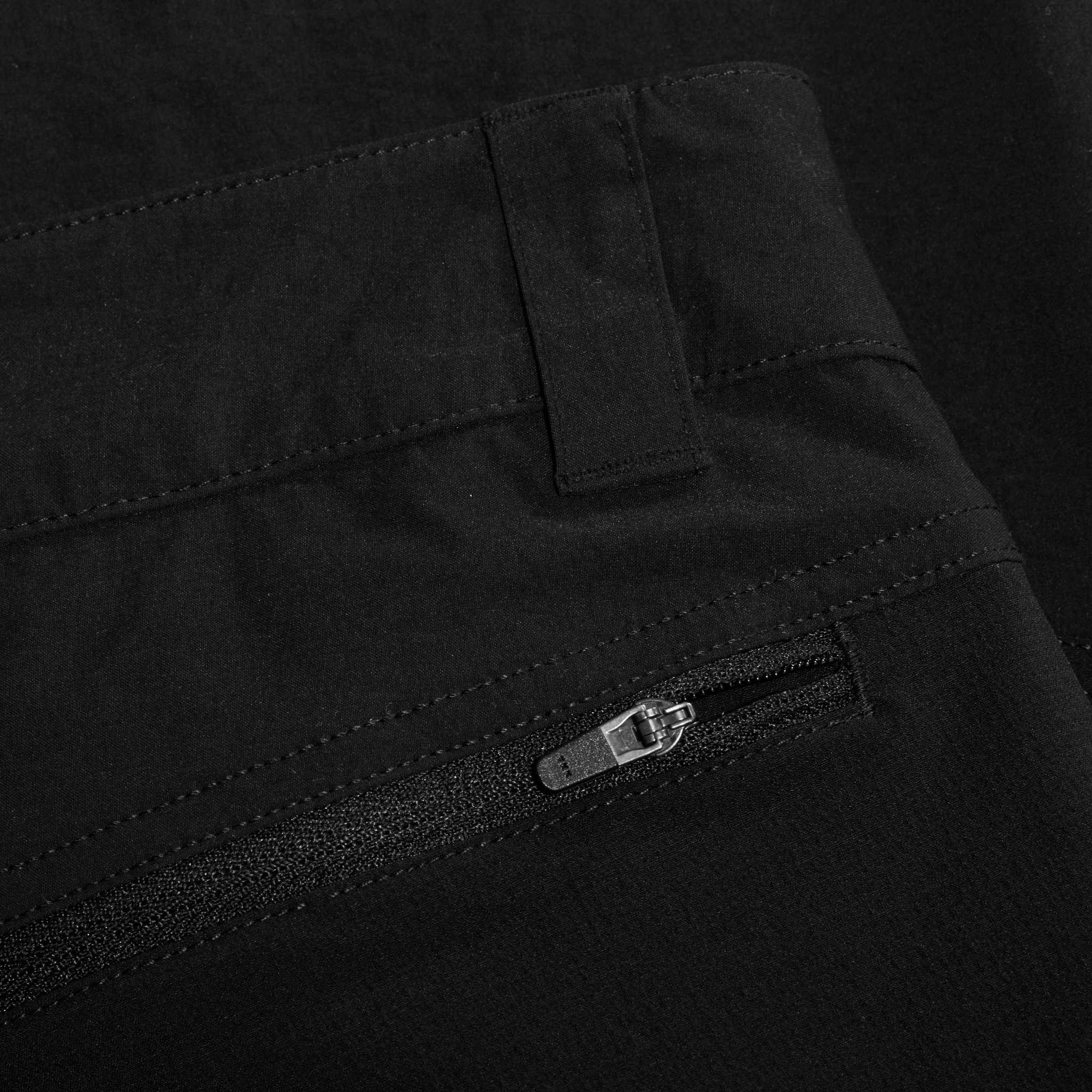 Quan-Mammut-Zinal-Hybrid-Pants-Men-1022-01970-size-34-8.jpg