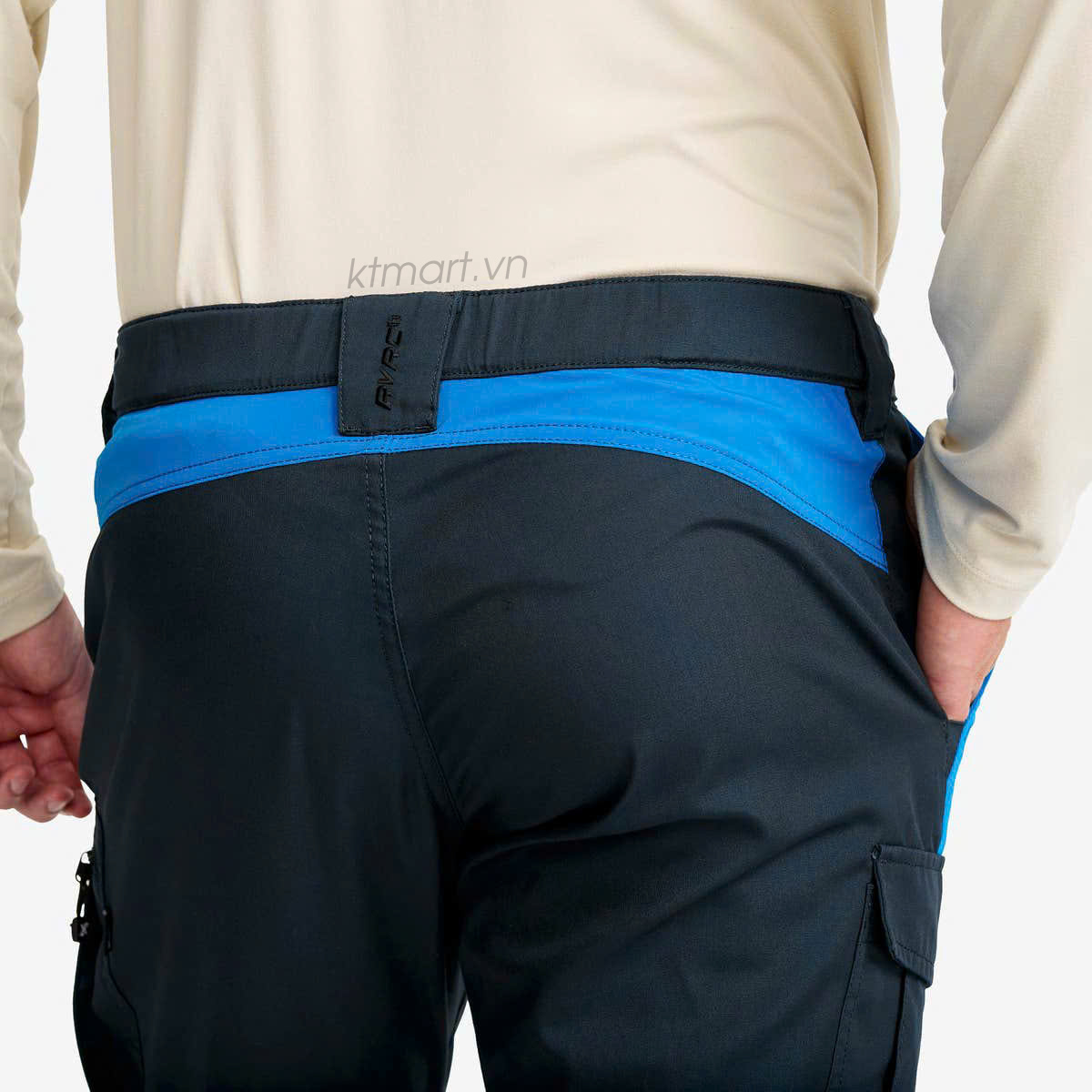 Quan-RVRC-RevolutionRace-Rambler-Lightweight-Pro-Pants-10769-size-S-29-30--10.jpg