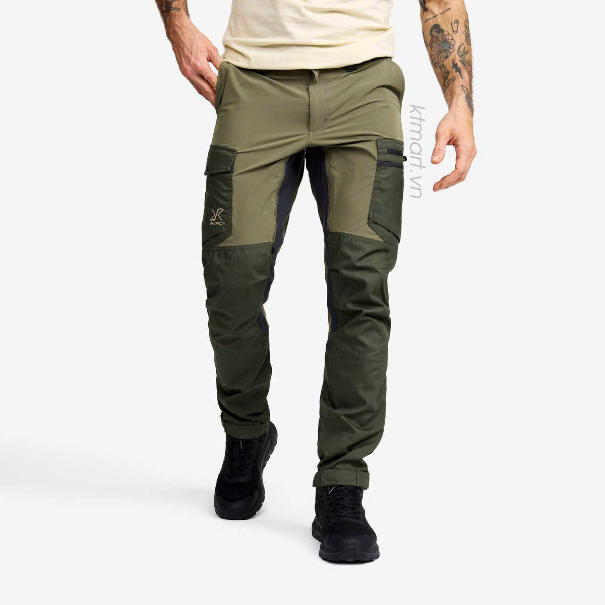 Quan-RVRC-RevolutionRace-Rambler-Lightweight-Pro-Pants-10769-size-S-29-30--13.jpg
