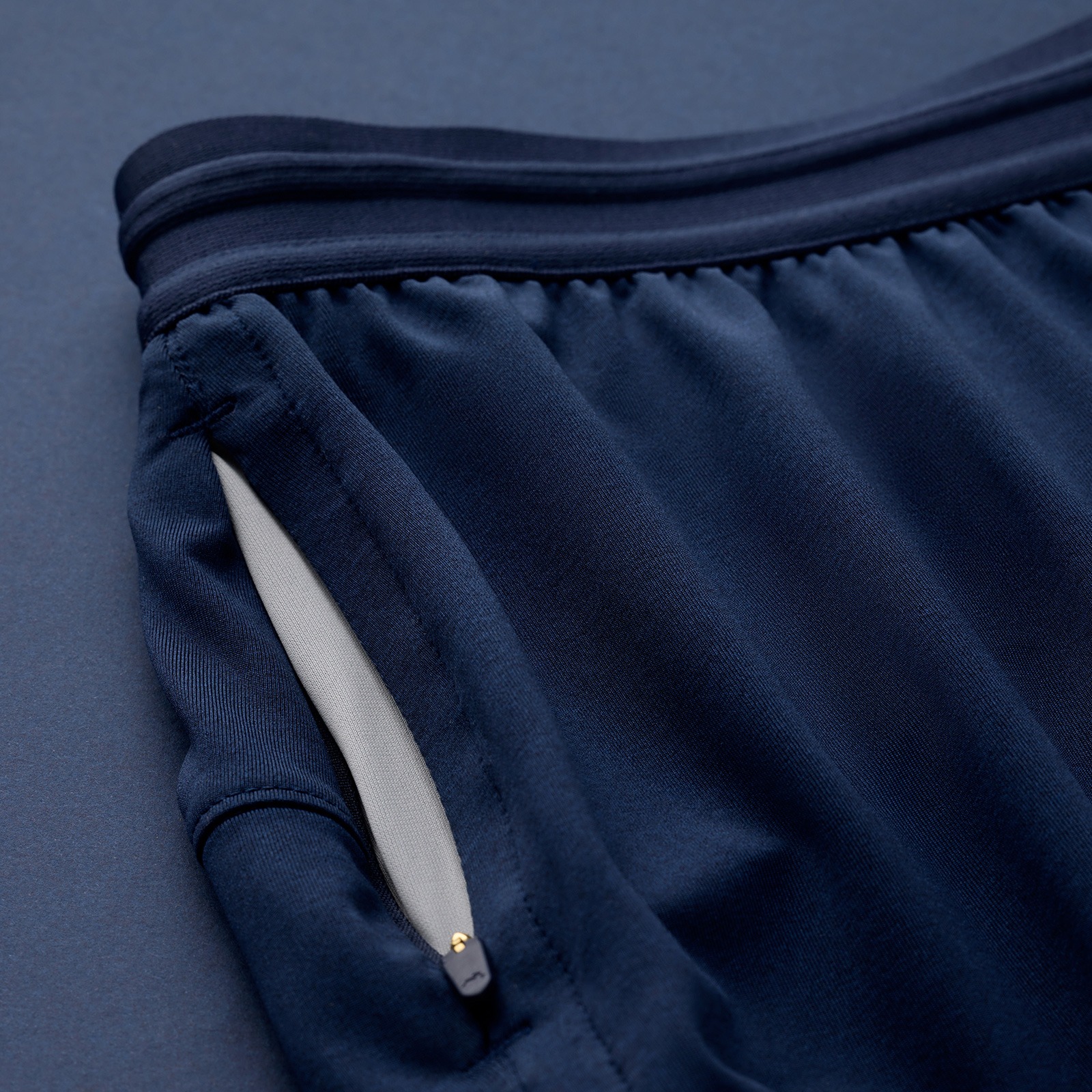 Quan-chay-bo-Tracksmith-Men-s-Session-Shorts-Dark-Rose-size-S-12.jpg?v=1778660400