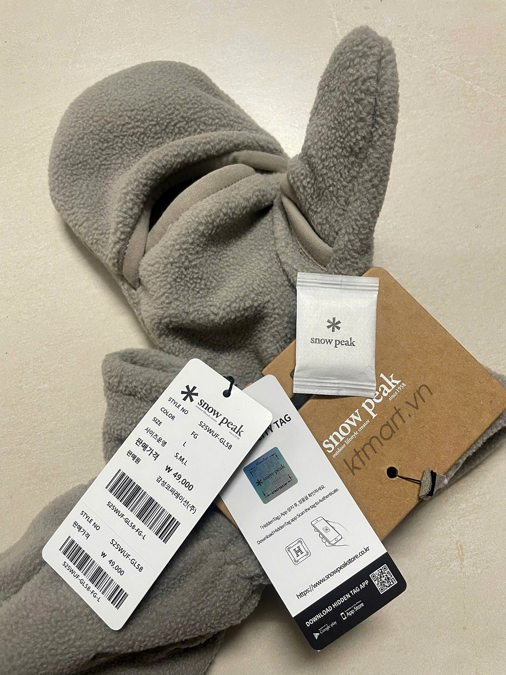 Snow-Peak-Fleece-Gloves-Fog-Gray-S25WUFGL58-size-L-2.jpg