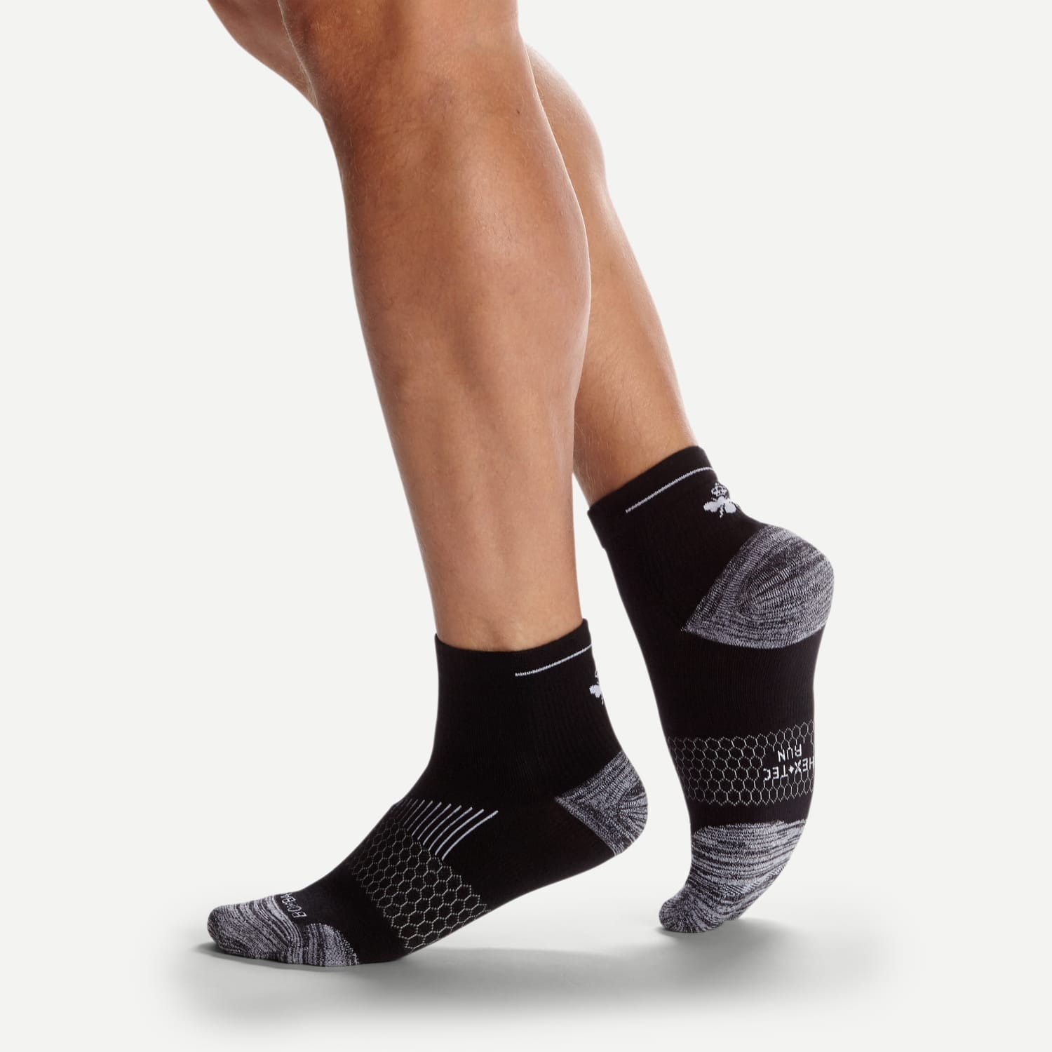 Tat-chay-bo-Bombas-Running-Quarter-Sock-size-S-1.jpg