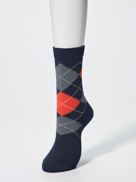 Tat-giu-nhiet-Uniqlo-Heattech-Socks-women-size-chan-23-25cm-1.jpg?v=1769764806