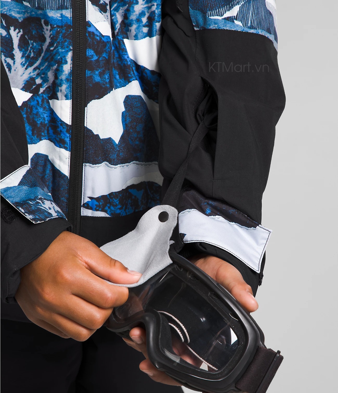 The-North-Face-Boys-Freedom-Insulated-Jacket-NF0A82XQ-size-L-12-17.jpg?v=1773370969
