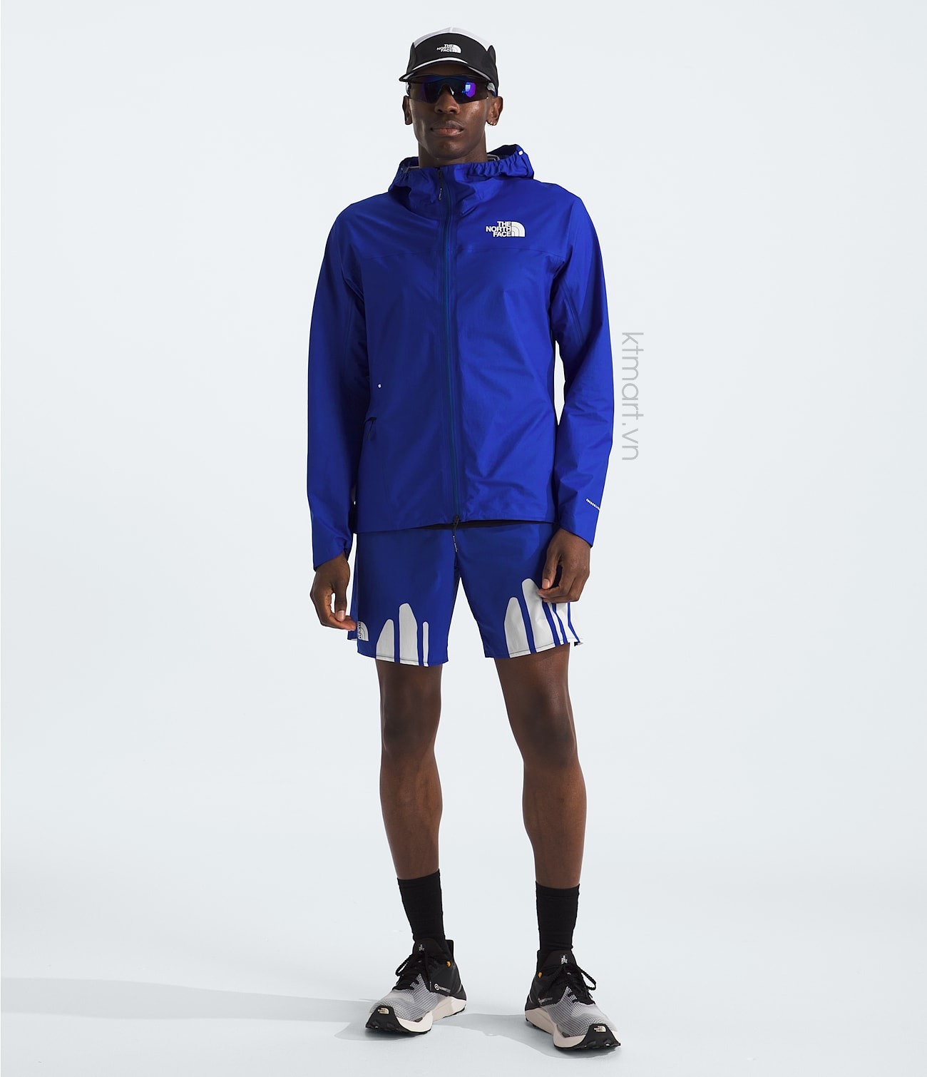 The-North-Face-Men-s-Summit-Series-Superior-FUTURELIGHT-Jacket-NF0A86WG-size-M-10.jpg?v=1769999946