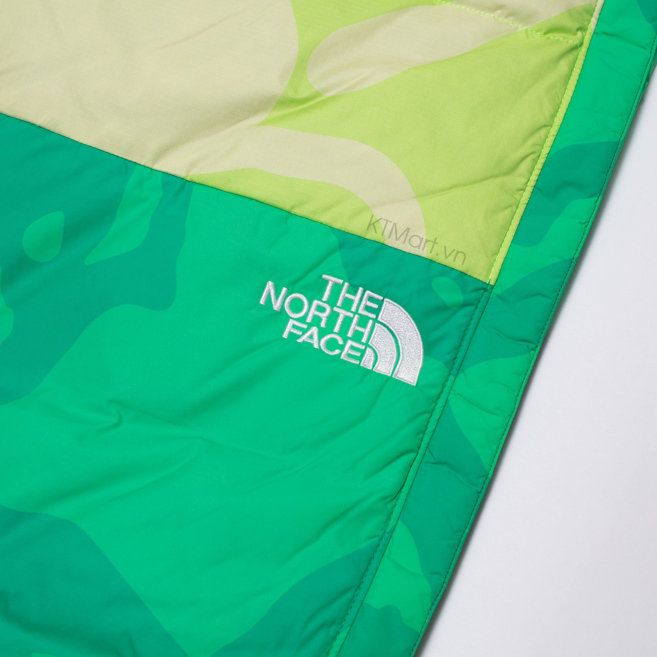 The-North-Face-X-KAWS-Retro-1996-Nuptse-Pants-NF0A7WLV-size-M-10.jpg?v=1773019412