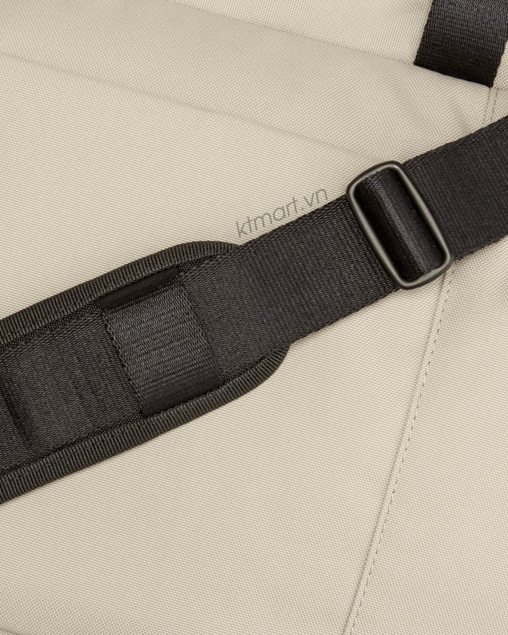 Tui-Everlane-The-ReNew-Transit-Weekender-28L-23.jpg?v=1778122331