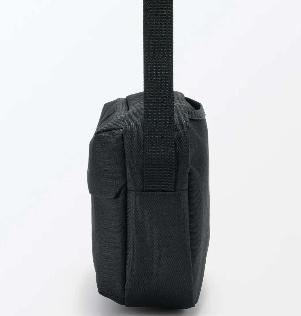 Tui-Muji-Water-Repellent-Shoulder-Bag-EFD12A5S-10.jpg?v=1776996985