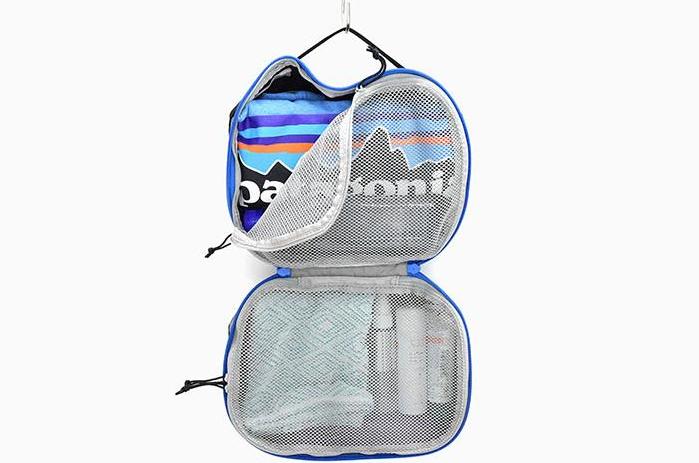Tui-Patagonia-Black-Hole-Cube-Medium-Black-6L-49366-16.jpg?v=1774948751