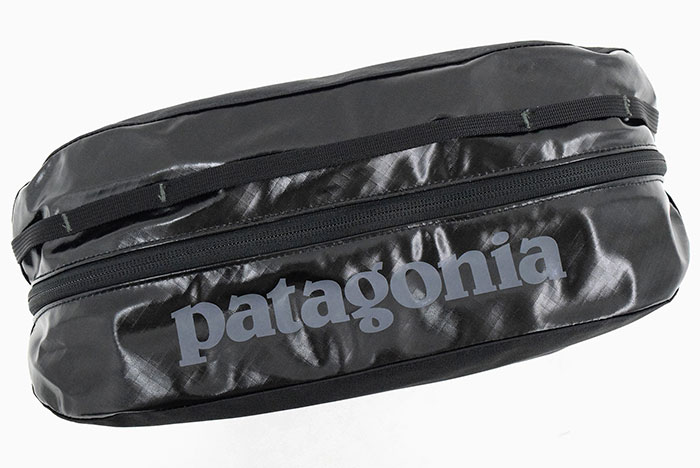 Tui-Patagonia-Black-Hole-Cube-Medium-Black-6L-49366-21.jpg?v=1774948788