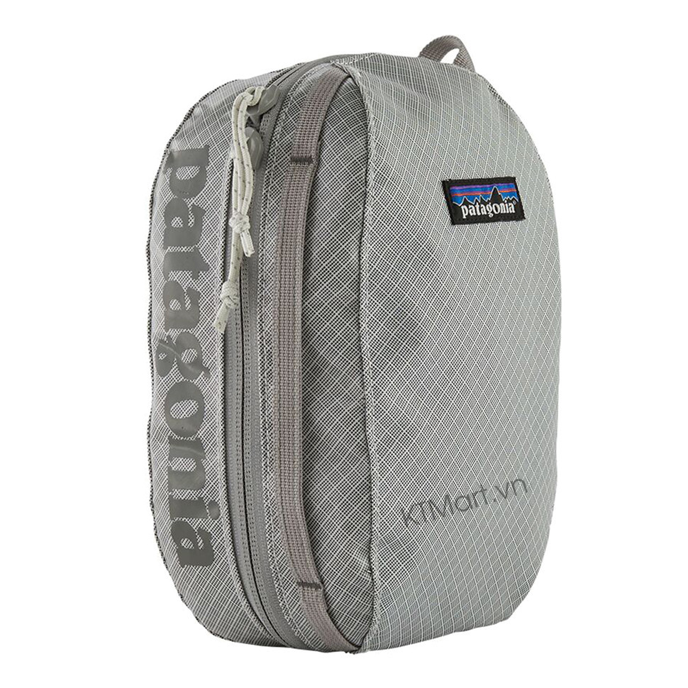 Tui-Patagonia-Black-Hole-Cube-Small-3L-49361-Patagonia-33.jpg?v=1775010039