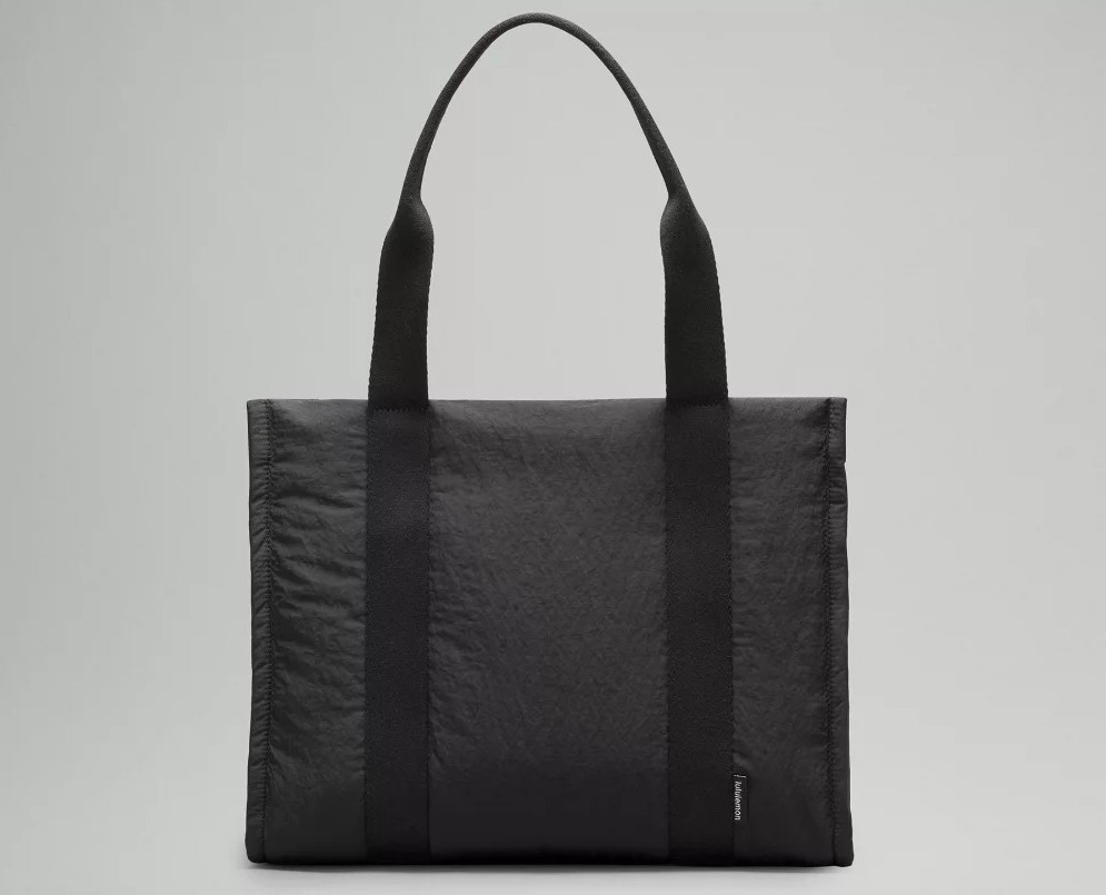 Tui-Tote-Lululemon-Boxy-Tote-Bag-10L-LW9FMJS-3.jpg?v=1770003365