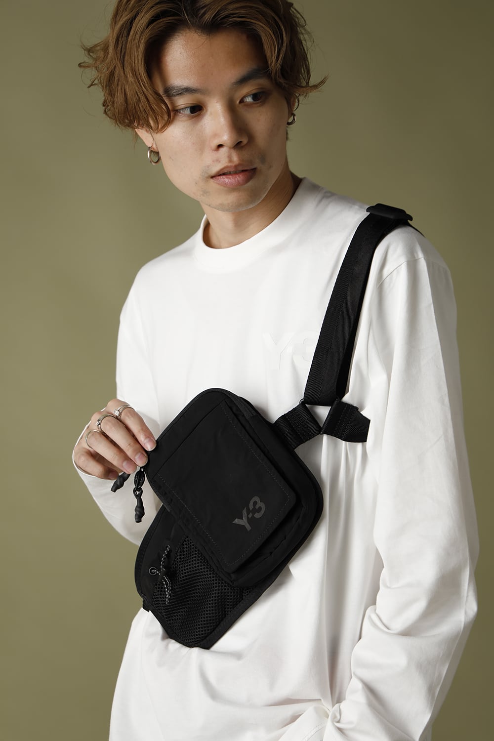Tui-Y-3-CH3-Cord-Bumbag-Yohji-Yamamoto-GK2109-Y3-5.jpg?v=1773975311