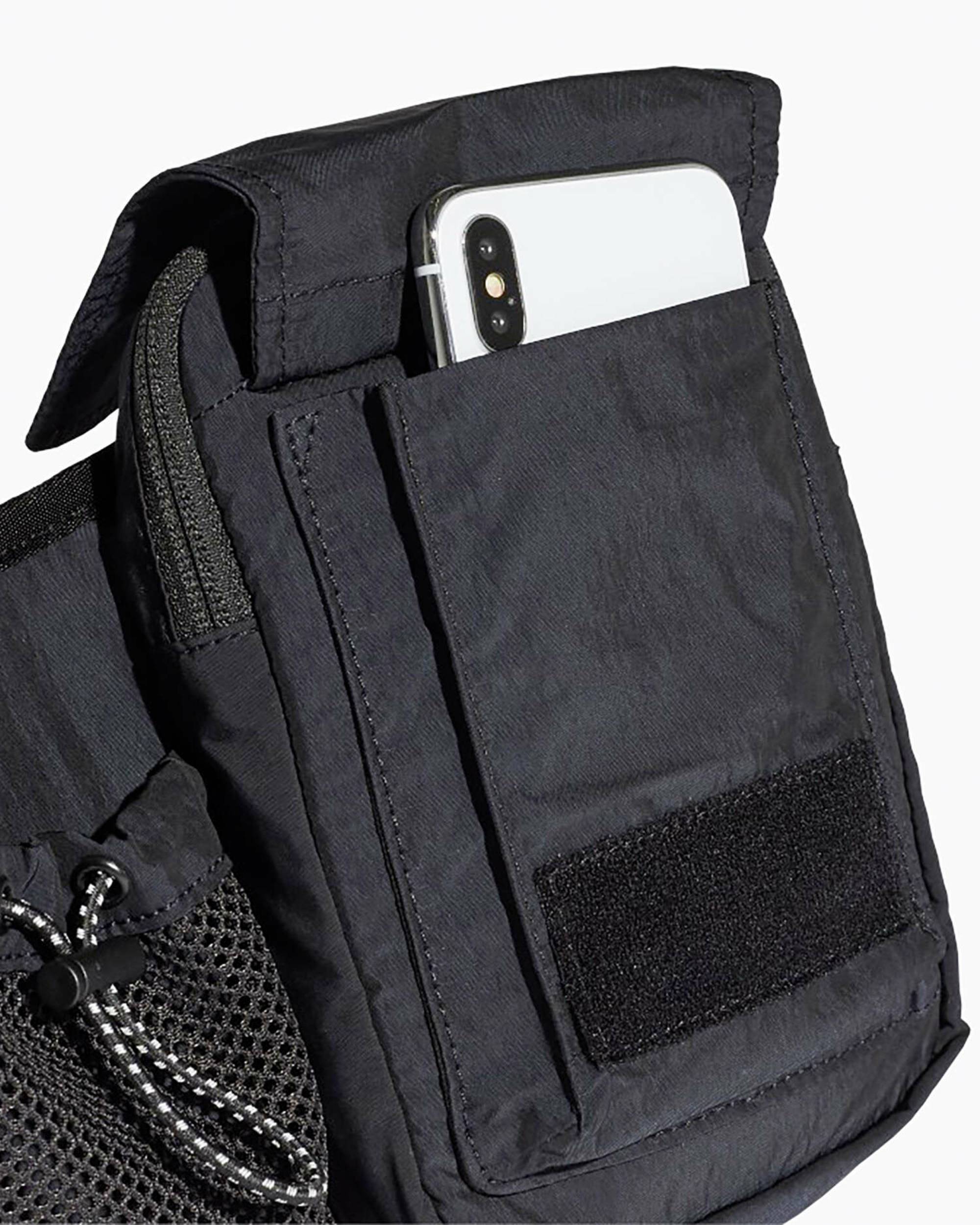 Tui-Y-3-CH3-Cord-Bumbag-Yohji-Yamamoto-GK2109-Y3-8.jpg?v=1773975322