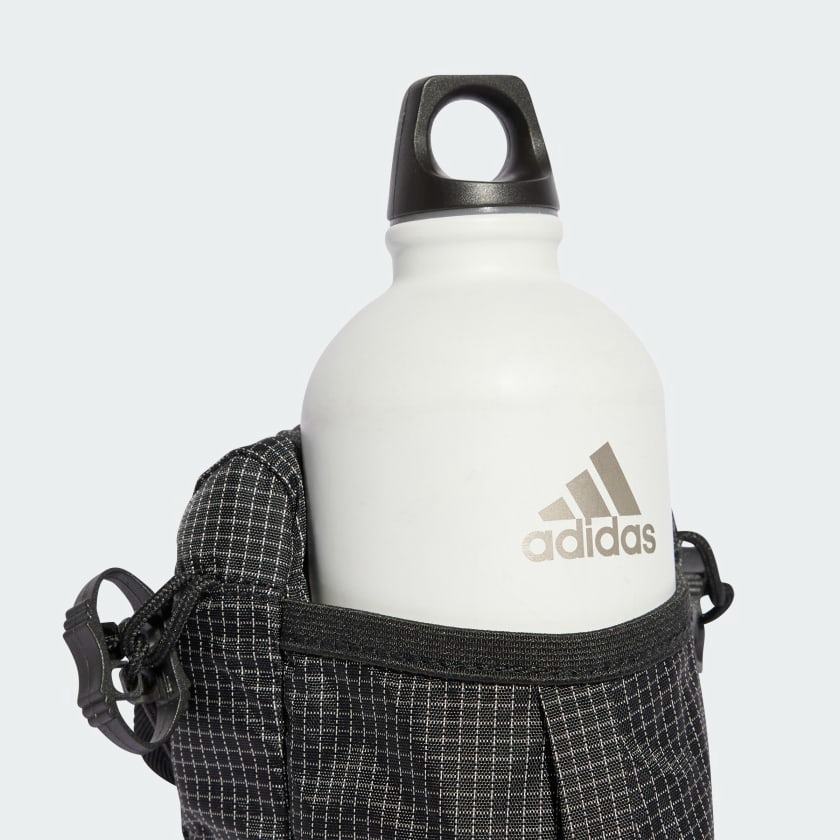 Tui-deo-cheo-Adidas-Adventure-Flag-Bag-Small-IB9366-3.jpg?v=1775010493