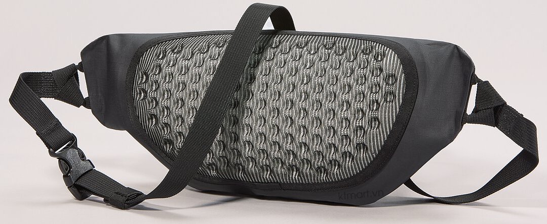 Tui-deo-cheo-Arcteryx-Granville-Crossbody-Bag-Black-X000007015-10.jpg?v=1769739932