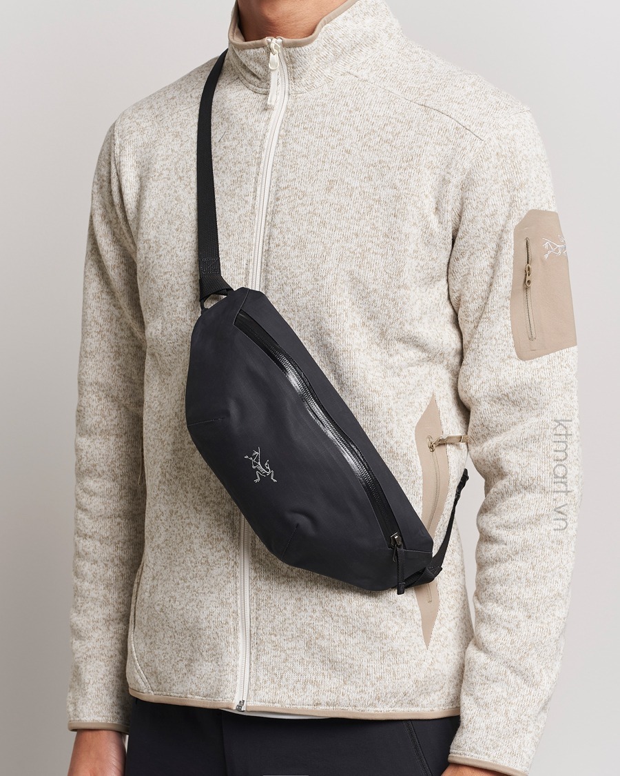 Tui-deo-cheo-Arcteryx-Granville-Crossbody-Bag-Black-X000007015-3.jpg?v=1769739898