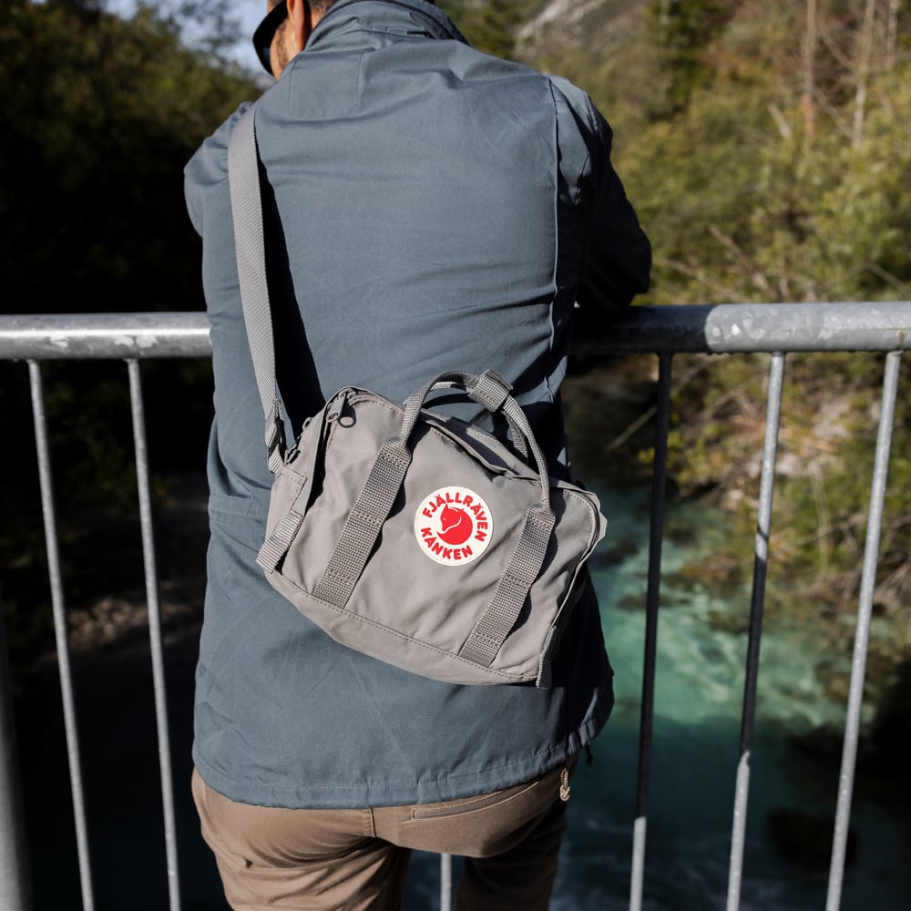 Tui-deo-cheo-Fjallraven-Kanken-Hip-Pack-Plus-23200271-17.jpg