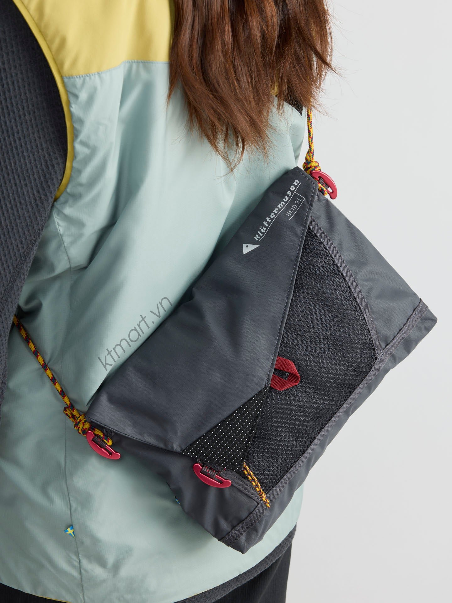 Tui-deo-cheo-Kl-ttermusen-Hrid-WP-Accessory-Bag-3L-10561_Klättermusen Hrid WP Accessory Bag 3L 10561 ktmart 12.jpg
